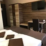 Royal Hotel 3*