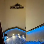Royal 3*