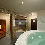 Hotel Royal 3*
