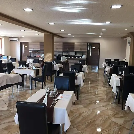 Royal Hotel Cserkeszőlő