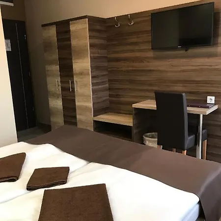 Royal Hotel 3*
