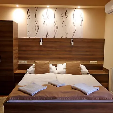 Royal Szálloda 3*